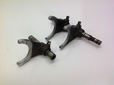 1988-1990 HONDA CR 250 GEAR SELECTOR FORKS 0028