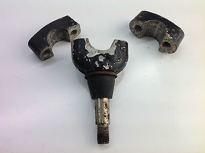 1983? SUZUKI RM250 RM 250 HANDLEBAR BAR CLAMP X1  (015)