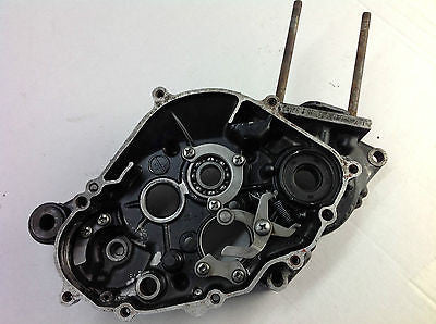 1982 KAWASAKI KX80 KX 80 CRANKCASE CRANK CASE RIGHT SIDE  (007)
