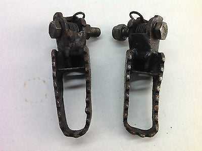 1985-1987 KAWASAKI KX125 KX 125 OEM FOOTPEGS FOOTRESTS  (008)