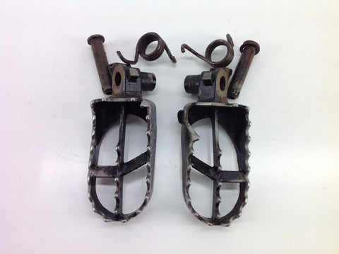 YAMAHA YZF 250 2001 FOOT PEGS WITH PINS & SPRINGS 0082A