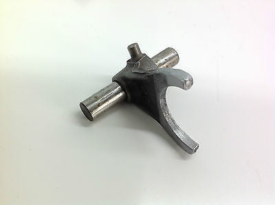 1996 HONDA CR 250 GEAR SELECTOR FORK 0020