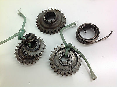 1993 YAMAHA YZ 250 VARIOUS ENGINE GEARS 0021