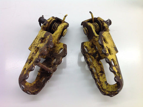 SUZUKI RM 80 1996 FOOT PEGS 0007A