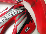 HONDA CR 250 2001 PLASTICS KIT SET MUD GUARD RED SHROUDS SIDE PANNELS 0002C